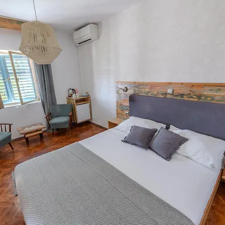 Guest House Mediterranea 3*
