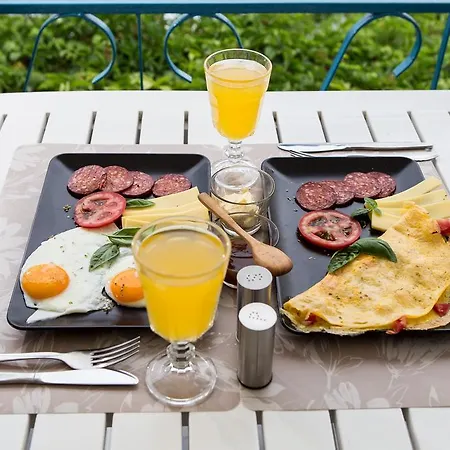 Gostinjska kuća Guest House Mediterranea 3*